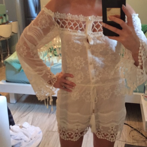 Delicate bridal lace romper size small