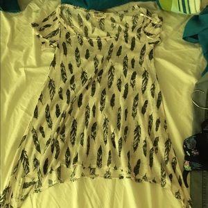 Feather print top