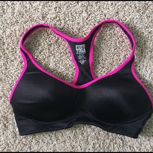 Push up sports bra