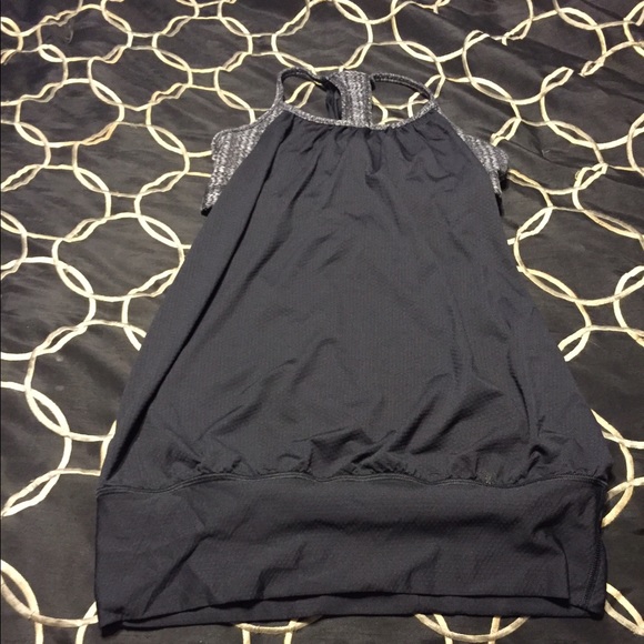 Lululemon tank