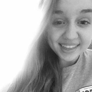 Meet your Posher, Sarah grey