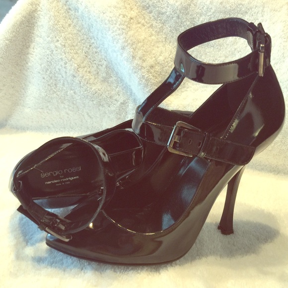 Sergio Rossi black patent leather pumps