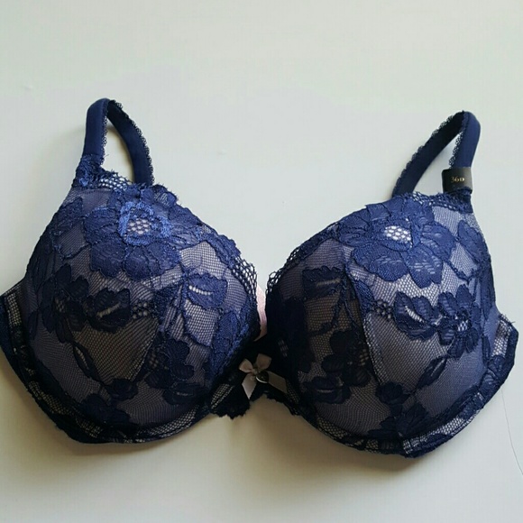 🚫SOLD ON MERC🚫 NWOT VS Body By Victoria Push-UP