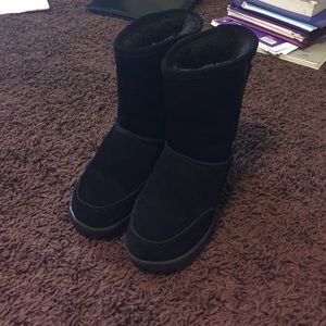 Black Women's BearPaw Boots