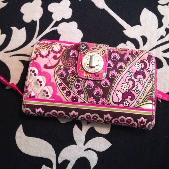 Vera Bradley turn-lock wallet