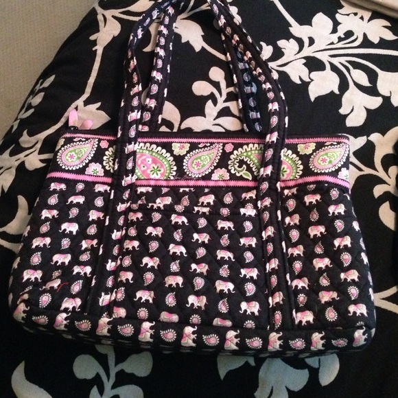 Vera Bradley Betsy bag (the larger one)