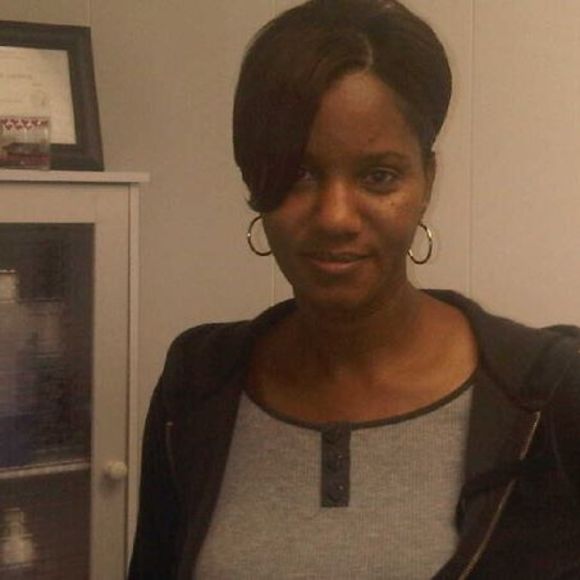 Meet your Posher, Delores - Picture 1 of 1