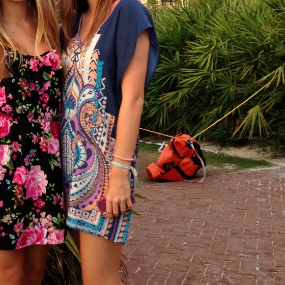 Printed Shift Dress - Picture 3 of 3