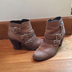 Dolce Vita Booties