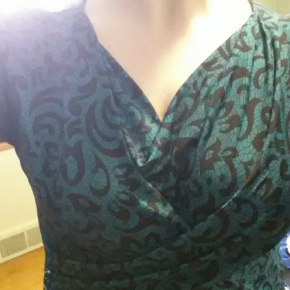 Green Criss-Cross Top