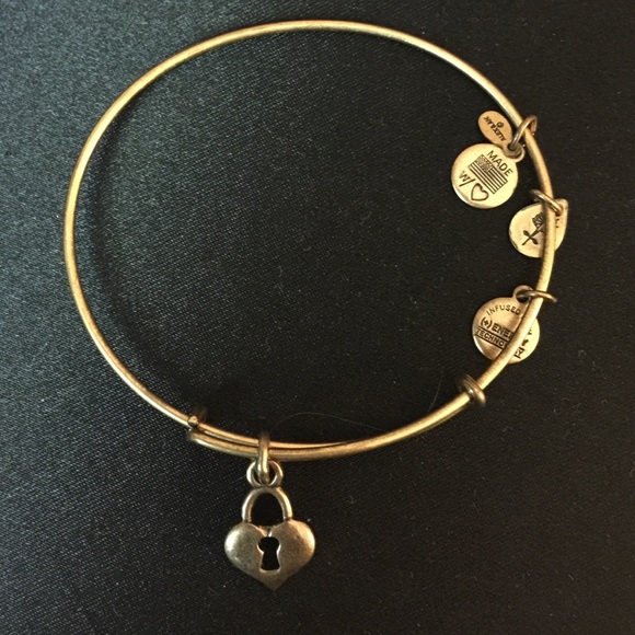 Heart locket Alex and Ani