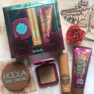 BRAND NEW Benefit Hoola Tanning Deluxe Set
