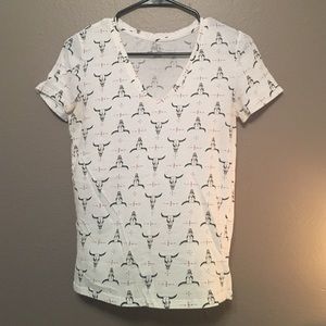 V-neck tee with horned bull print.