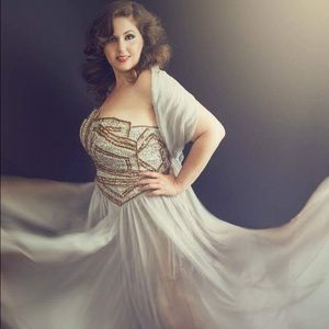 Terani couture gown 95304. Size 18