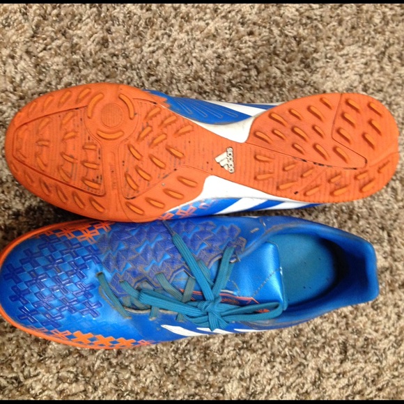 Adidas Predator soccer cleats.(indoor/outdoor)