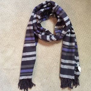 NWT Gap Striped Scarf