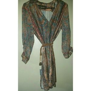 Zara basic middle eastern inspired design