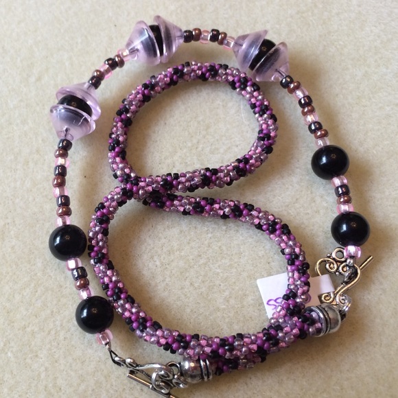 FINAL SALE PRICE 22.5" Handmade Versa. Pink/Black Bracelet/Necklace