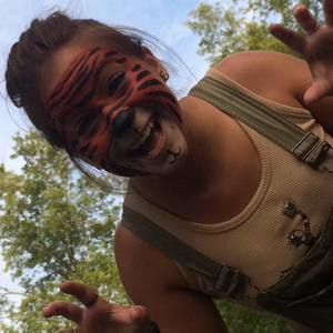 Meet your Posher, Em