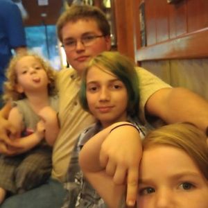 Meet your Posher, Ellen