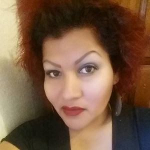 Meet your Posher, Kenia