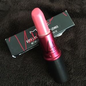 💖 MAC Viva Glam Nicki lipstick