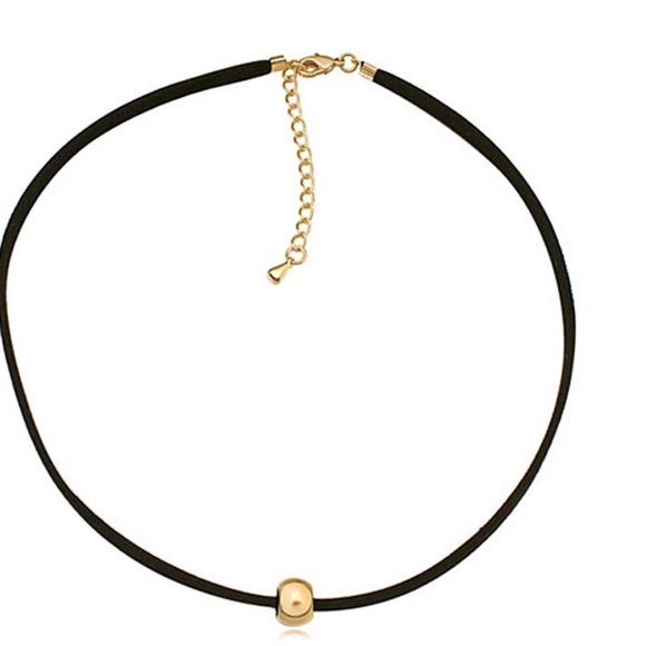 Simple single bead velvet black choker - Picture 5 of 5