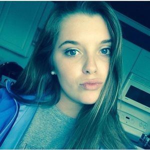 Meet your Posher, Haleigh