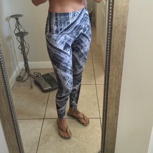 Lulu lemon high waisted workout pants
