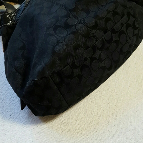 Black Coach Purse - Picture 4 of 4