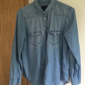 denim American eagle boyfriend shirt