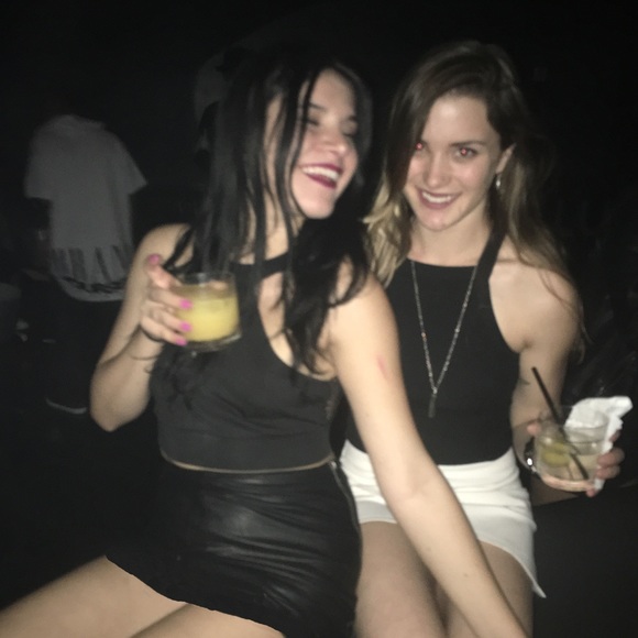 Meet your Posher, Katie - Picture 2 of 2