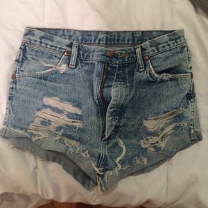 Wrangler Cut off shorts