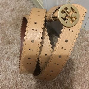 Tory Burch logo belt