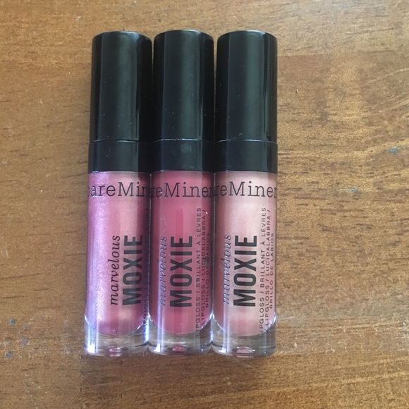 Brand NEW Bare Minerals marvelous moxie lipgloss
