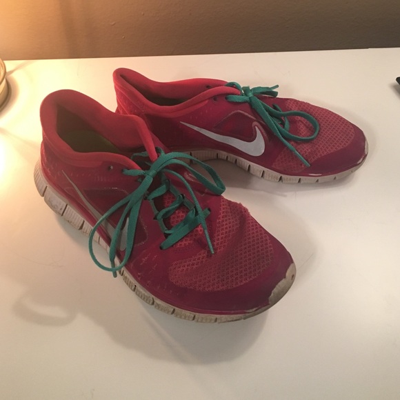 Nike free runs