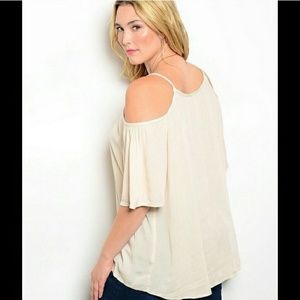 NWOT Ivory  cold shoulder top
