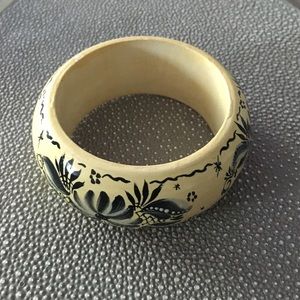 Vintage style painted bangle