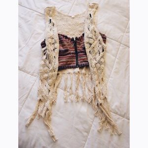 FRINGE VEST✌️🌼