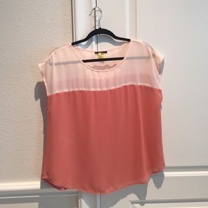 Short sleeve blouse
