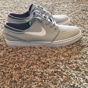 NWOT Nike Stefan Janoski Men's Shoes