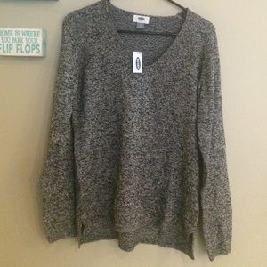 V neck light sweater 60% cotton