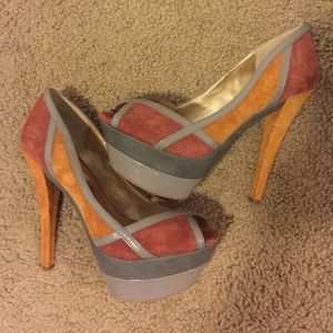 Jessica Simpson heels