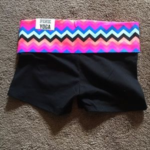 PINK Victorias Secret yoga shorts Small