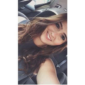 Meet your Posher, Maria