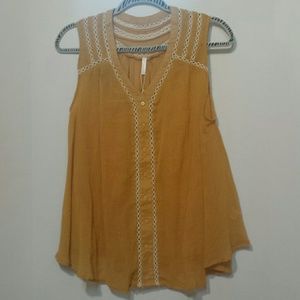 *HP!* NWT boho top