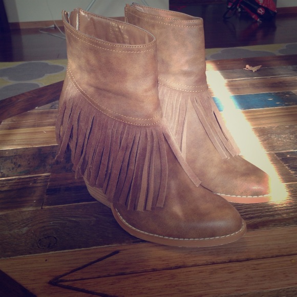 Fringe booties