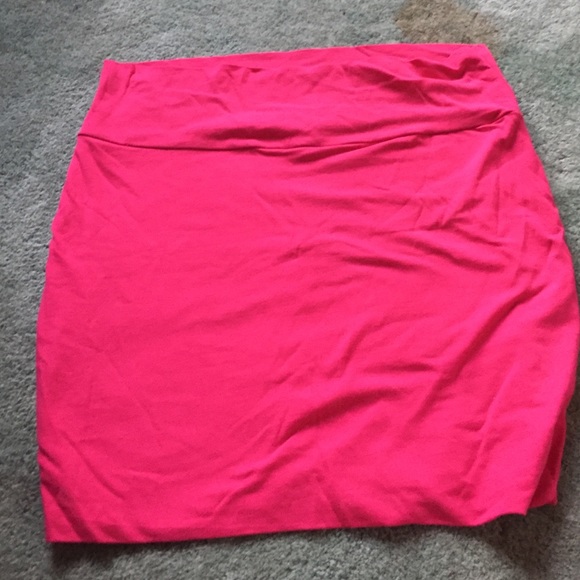 No filter needed bright skirt!