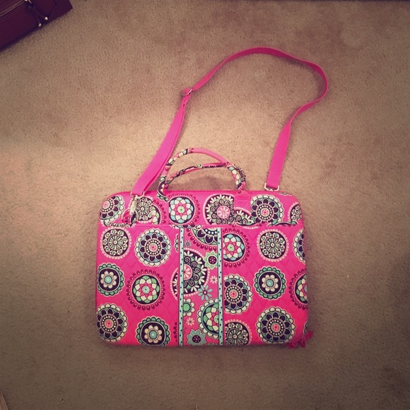 Vera Bradley | Bags | Vera Bradley Hardshell Laptop Case  Vera Bradley hardshell laptop case \