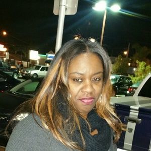 Meet your Posher, Yolanda